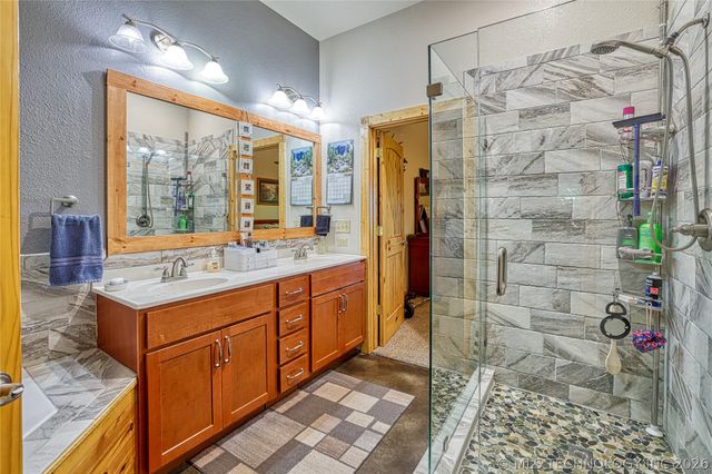 86 Bruce Boulevard Rock Creek, Canadian, OK 74425