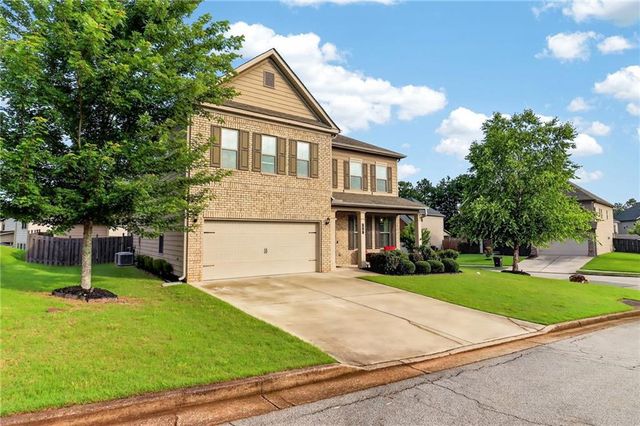 16 Tranquility Lane, Dallas, GA 30132