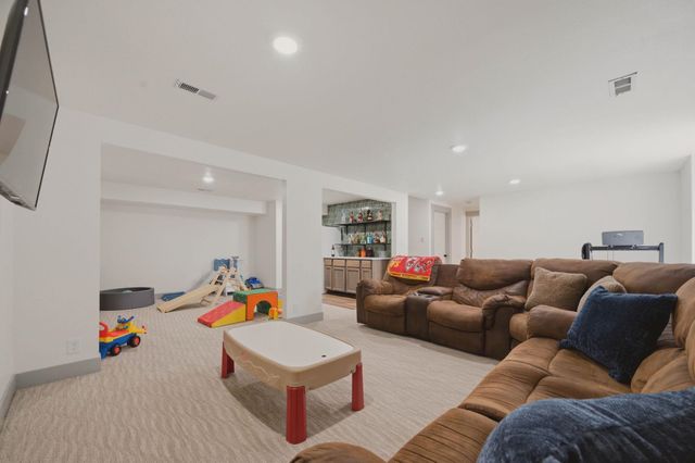 11803 W Murdock Ave, Wichita, KS 67212