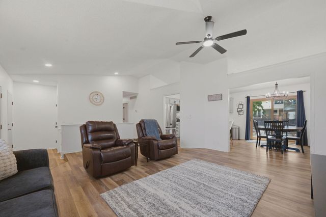 11803 W Murdock Ave, Wichita, KS 67212