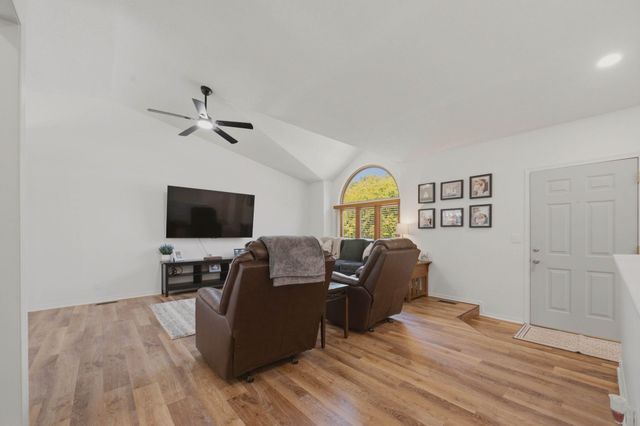 11803 W Murdock Ave, Wichita, KS 67212