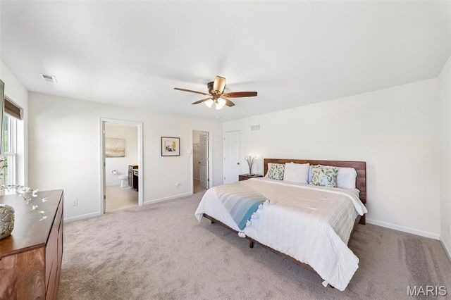 819 Cedar Bluff Way, Fenton, MO 63026