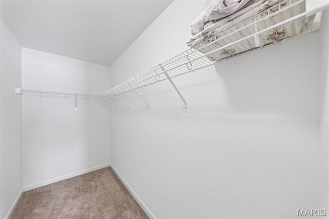 819 Cedar Bluff Way, Fenton, MO 63026