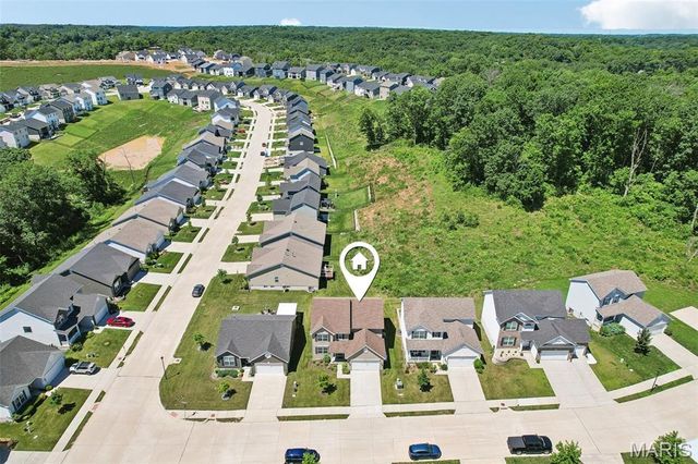 819 Cedar Bluff Way, Fenton, MO 63026