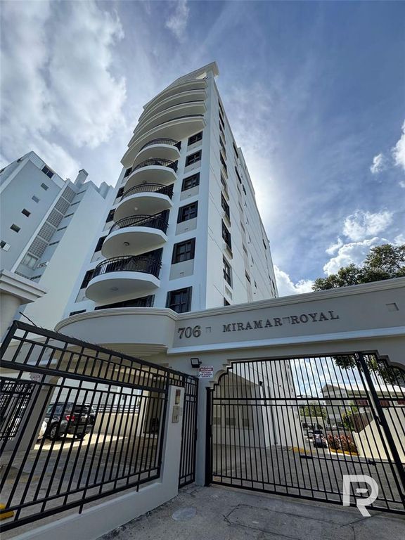 706 ROOSEVELT AV. PH-9 901N, San Juan, PR 00907