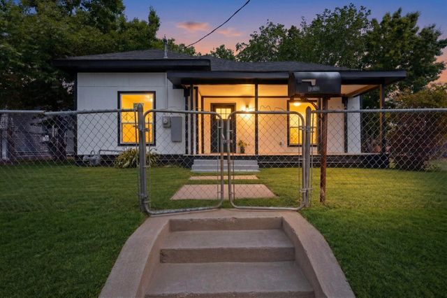 1612 Jones Street, Greenville, TX 75401