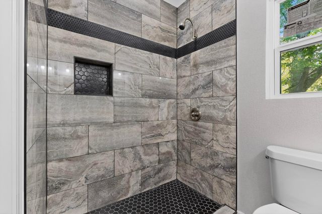 1612 Jones Street, Greenville, TX 75401