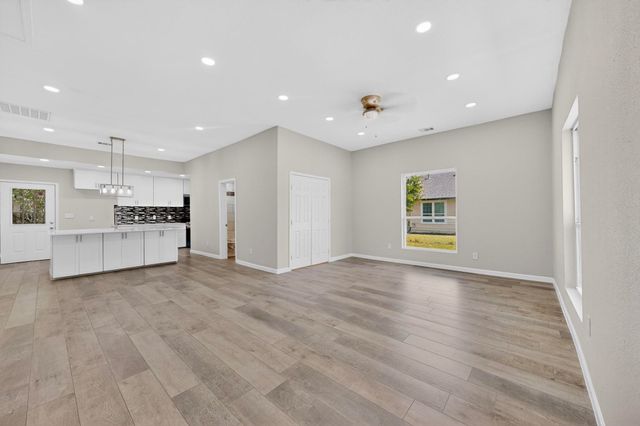 1612 Jones Street, Greenville, TX 75401