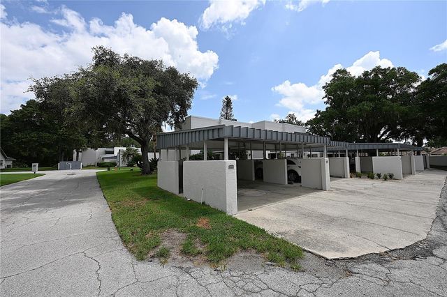1808 VILLAGE COURT, Mulberry, FL 33860