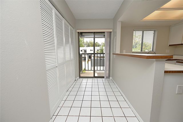 1808 VILLAGE COURT, Mulberry, FL 33860