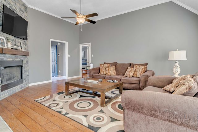 95 OAKLAND WOODS CV, Oakland, TN 38060