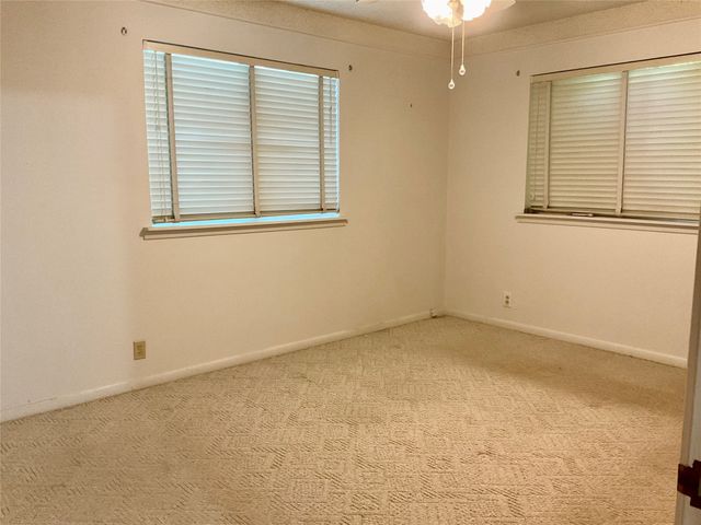 8600 Twilight Drive W, Benbrook, TX 76116
