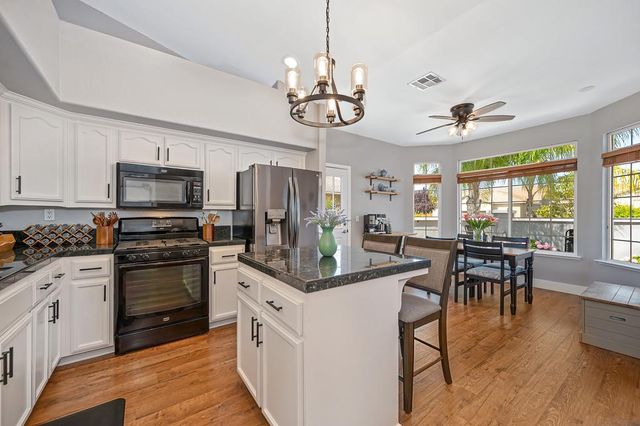 254 Mariner Cir, Lincoln, CA 95648
