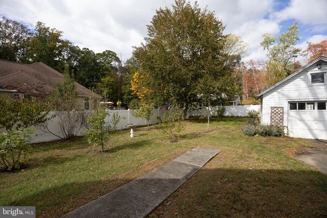 239 WOODLAND AVE, Blackwood, NJ 08012