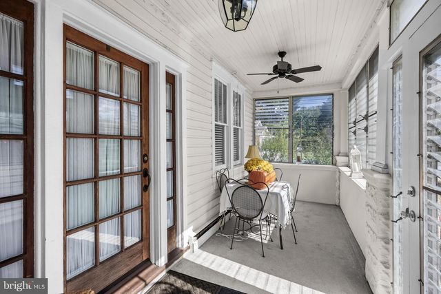 239 WOODLAND AVE, Blackwood, NJ 08012