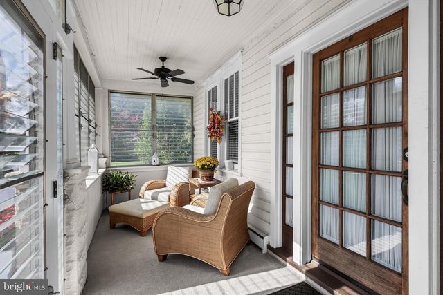 239 WOODLAND AVE, Blackwood, NJ 08012