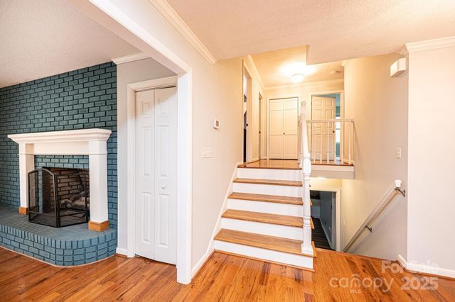 710 4th Avenue NE, Conover, NC 28613