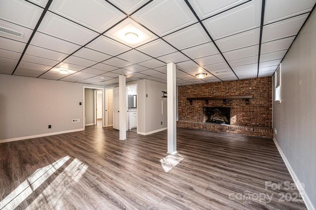 710 4th Avenue NE, Conover, NC 28613