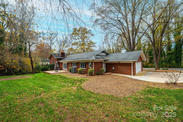 710 4th Avenue NE, Conover, NC 28613