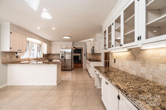 710 4th Avenue NE, Conover, NC 28613