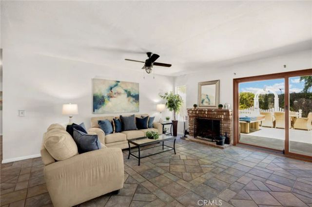7142 Calico Cir, Corona, CA 92881