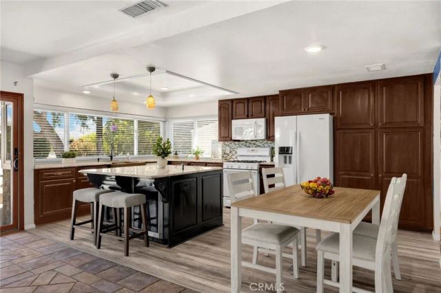 7142 Calico Cir, Corona, CA 92881