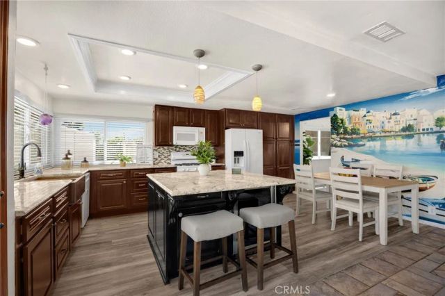 7142 Calico Cir, Corona, CA 92881