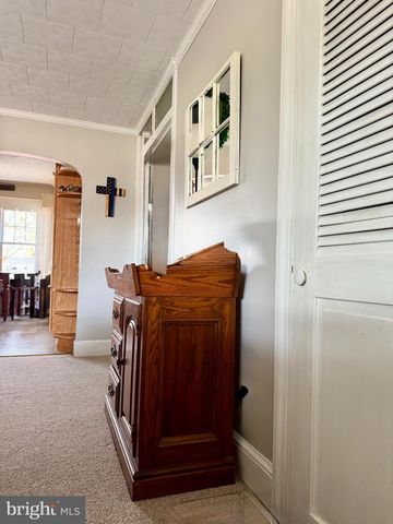 202 4TH ST, Sharptown, MD 21861
