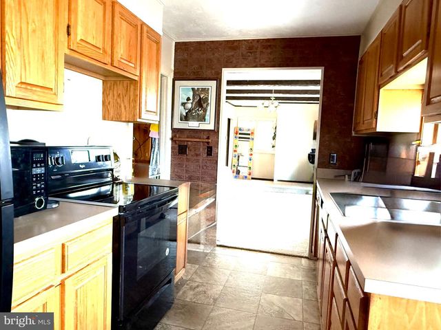 202 4TH ST, Sharptown, MD 21861