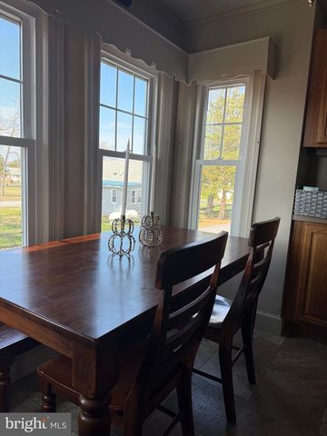 202 4TH ST, Sharptown, MD 21861