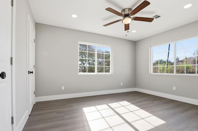 301 Brown Drive, Texas City, TX 77591