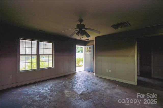 551 Sylvan Street SW, Concord, NC 28025