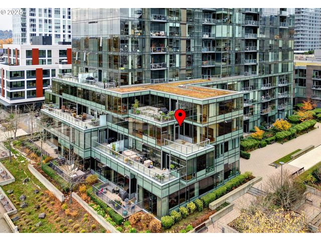 841 S GAINES St 319, Portland, OR 97239