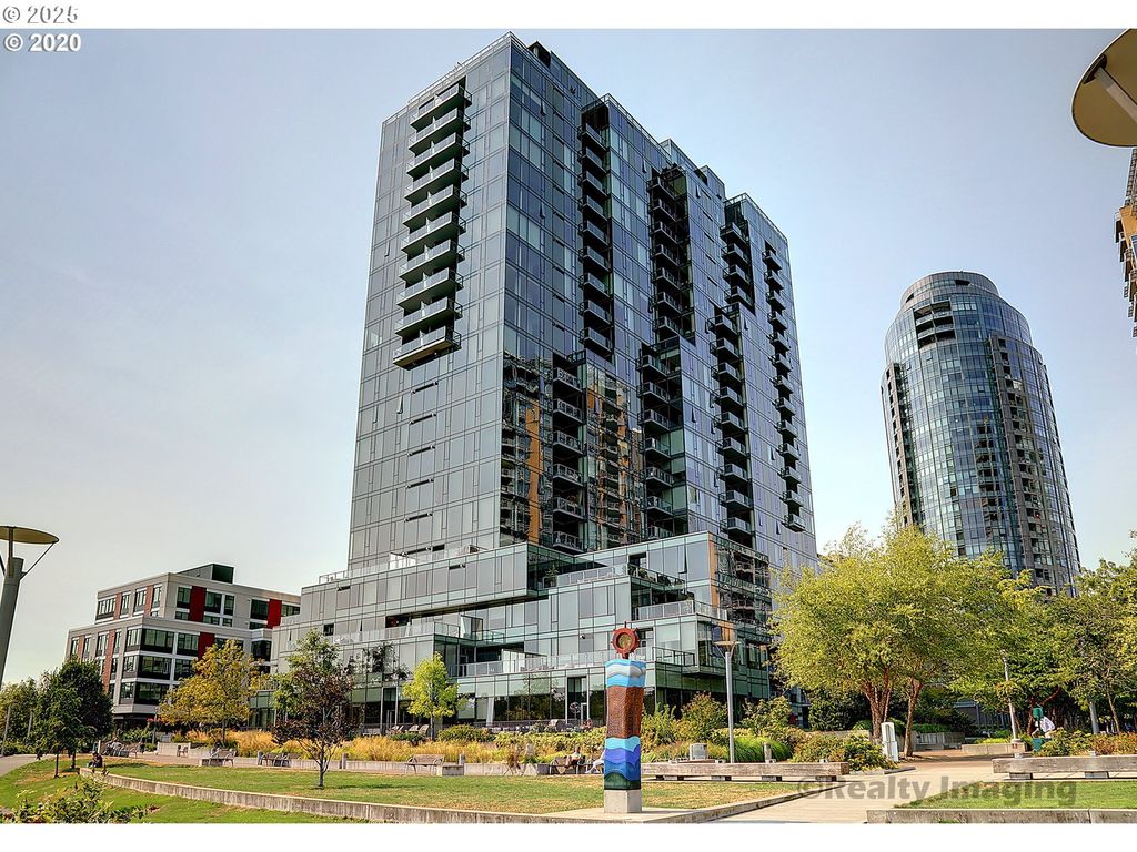 841 S GAINES St 319, Portland, OR 97239