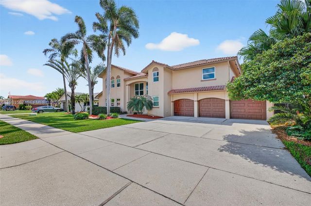 10376 SW 18th St, Davie, FL 33324