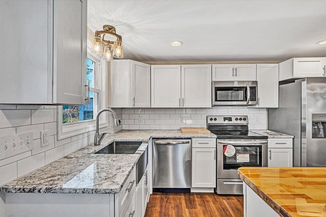 1088 Piney Grove School RD, Moneta, VA 24121