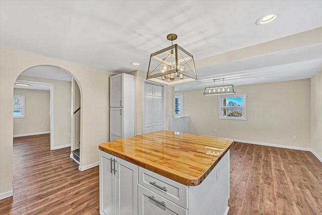 1088 Piney Grove School RD, Moneta, VA 24121