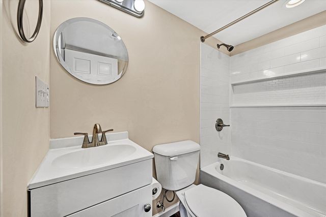 1088 Piney Grove School RD, Moneta, VA 24121