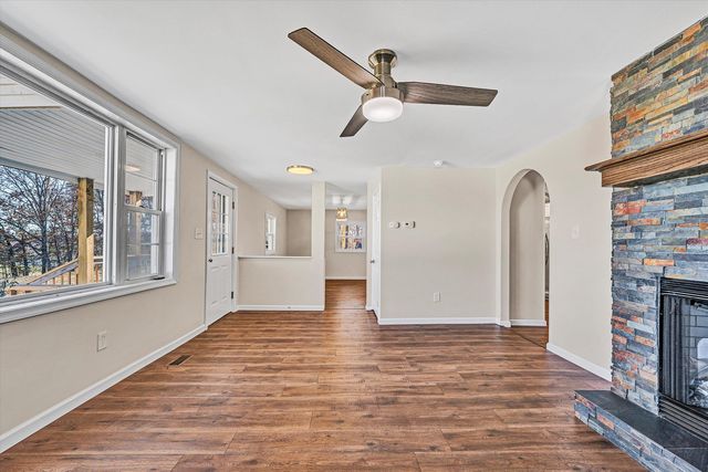 1088 Piney Grove School RD, Moneta, VA 24121