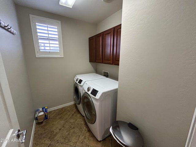 5411 W ROWEL Road, Phoenix, AZ 85083