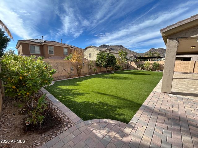 5411 W ROWEL Road, Phoenix, AZ 85083