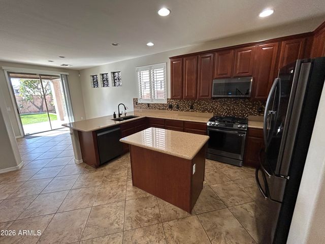 5411 W ROWEL Road, Phoenix, AZ 85083