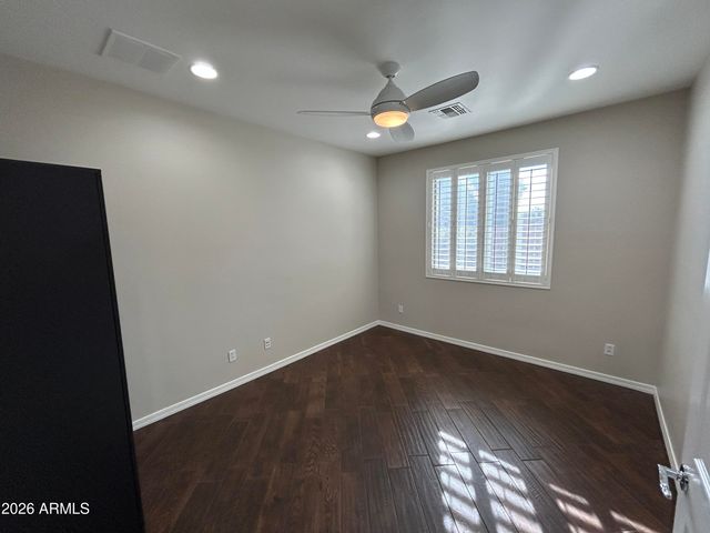 5411 W ROWEL Road, Phoenix, AZ 85083