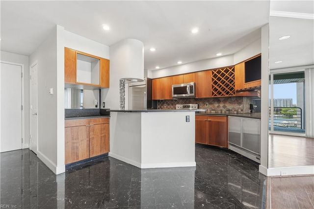 40 Rader St Apt 505, Norfolk, VA 23510