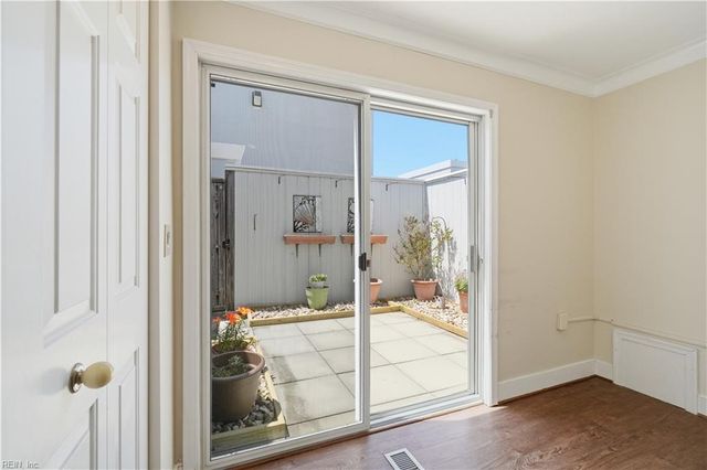 40 Rader St Apt 505, Norfolk, VA 23510