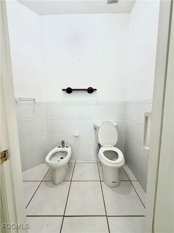 4316 Jacaranda PKWY W, Cape Coral, FL 33993