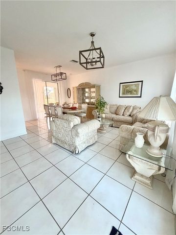 4316 Jacaranda PKWY W, Cape Coral, FL 33993