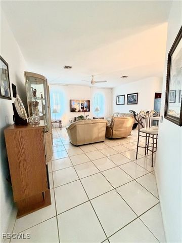 4316 Jacaranda PKWY W, Cape Coral, FL 33993