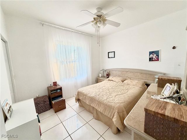 4316 Jacaranda PKWY W, Cape Coral, FL 33993