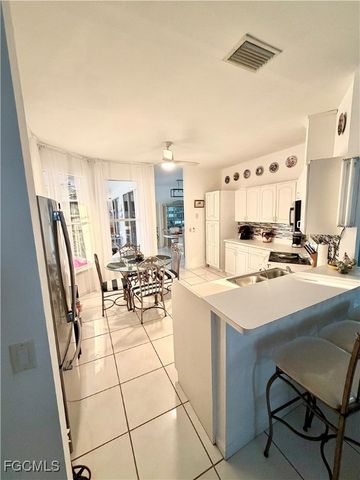 4316 Jacaranda PKWY W, Cape Coral, FL 33993